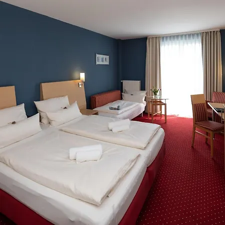 Mainpromenade ***s 3*